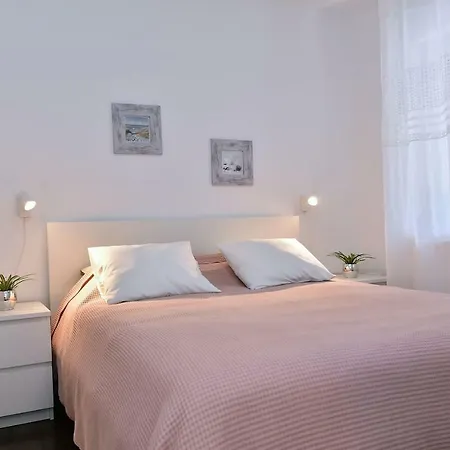 D&M Apartment , Kostrena Appartamento